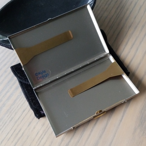 NWT Kyle McKeown Design Metal Card Case - Picture 3 of 7
